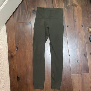 Army green Lulu leggings
